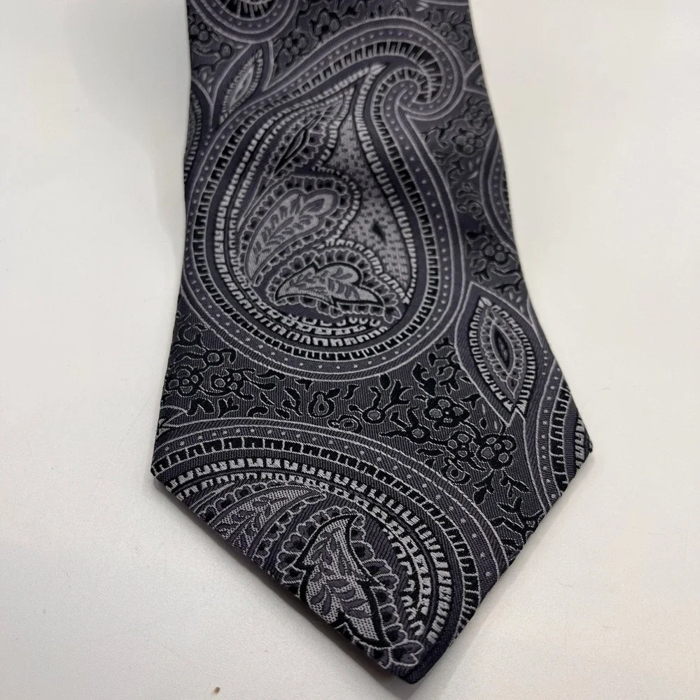 Michael‎ Michael Kors Men's Silk Paisley Necktie Gray Formal